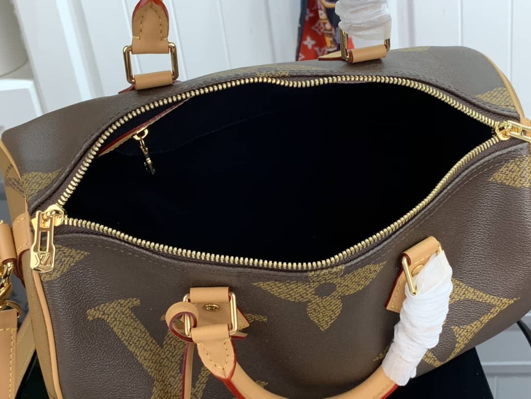 L0vis Vvtt0n Monogram Giant Speedy Bandouliere 30 Replica Bag M44602