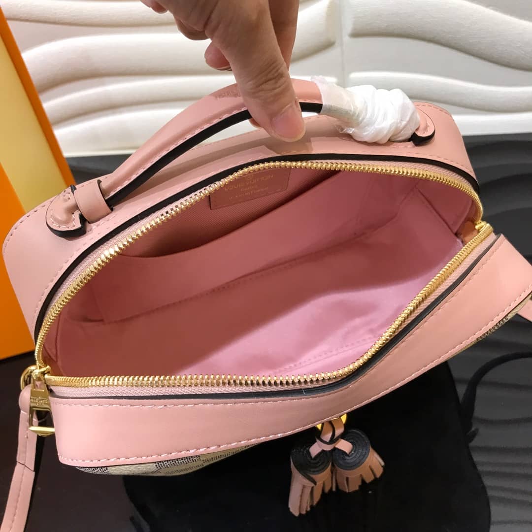 L0vis Vvtt0n Damier Saintonge Replica Camera Bag Pink N40154
