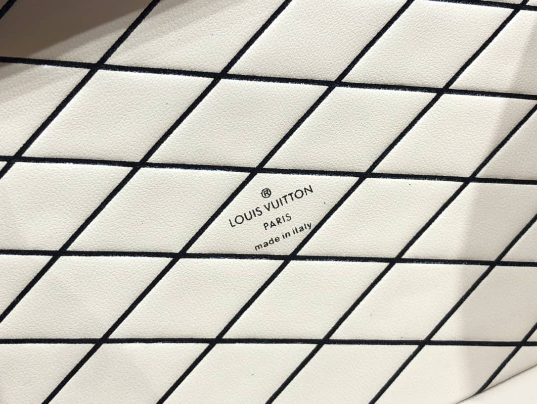 L0vis Vvtt0n Petite Malle Brilliant Alligator Leather Replica Handbag Red N93817