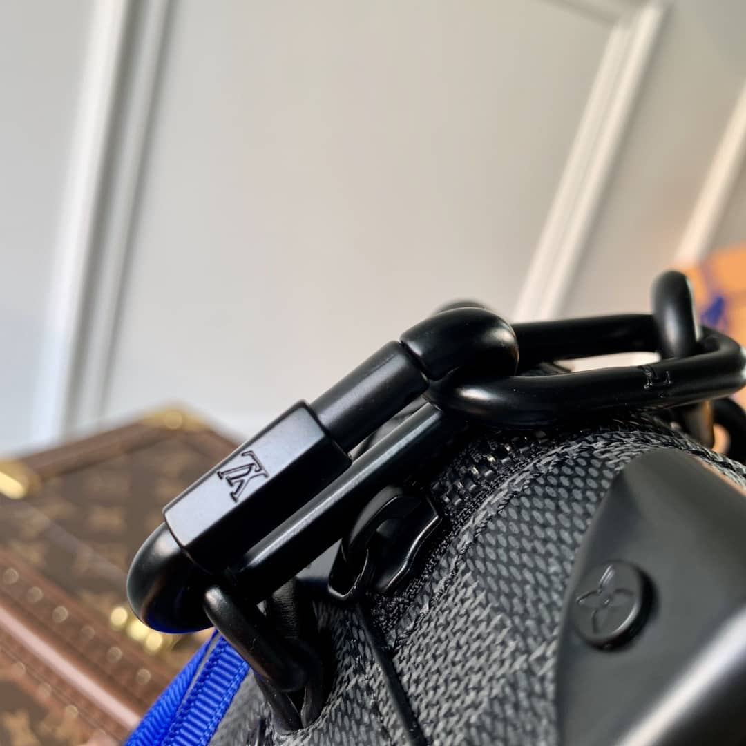 L0vis Vvtt0n Mini Soft Trunk Black N45278 Replica Shoulder Bag