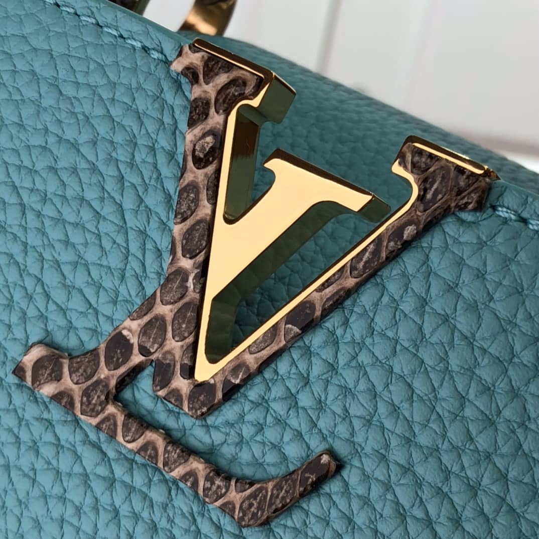 L0vis Vvtt0n Capucines MM Taurillon Leather Tote M94227