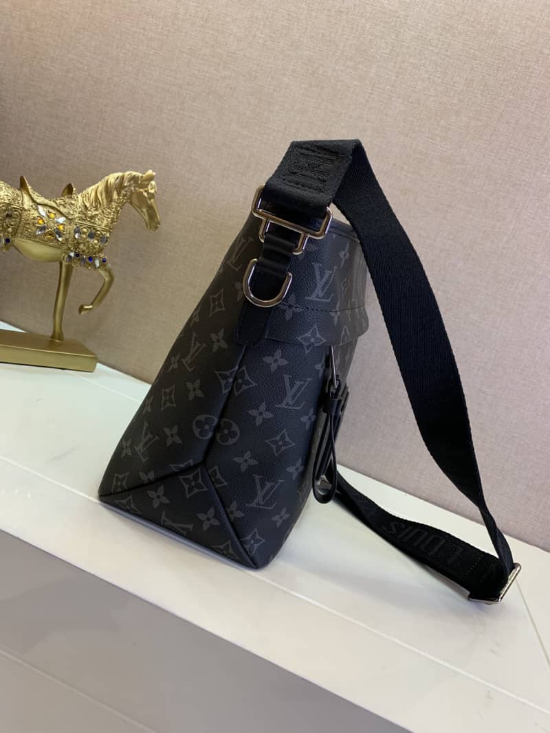 L0vis Vvtt0n Besace Zippée Monogram Canvas Bag Replica M45216