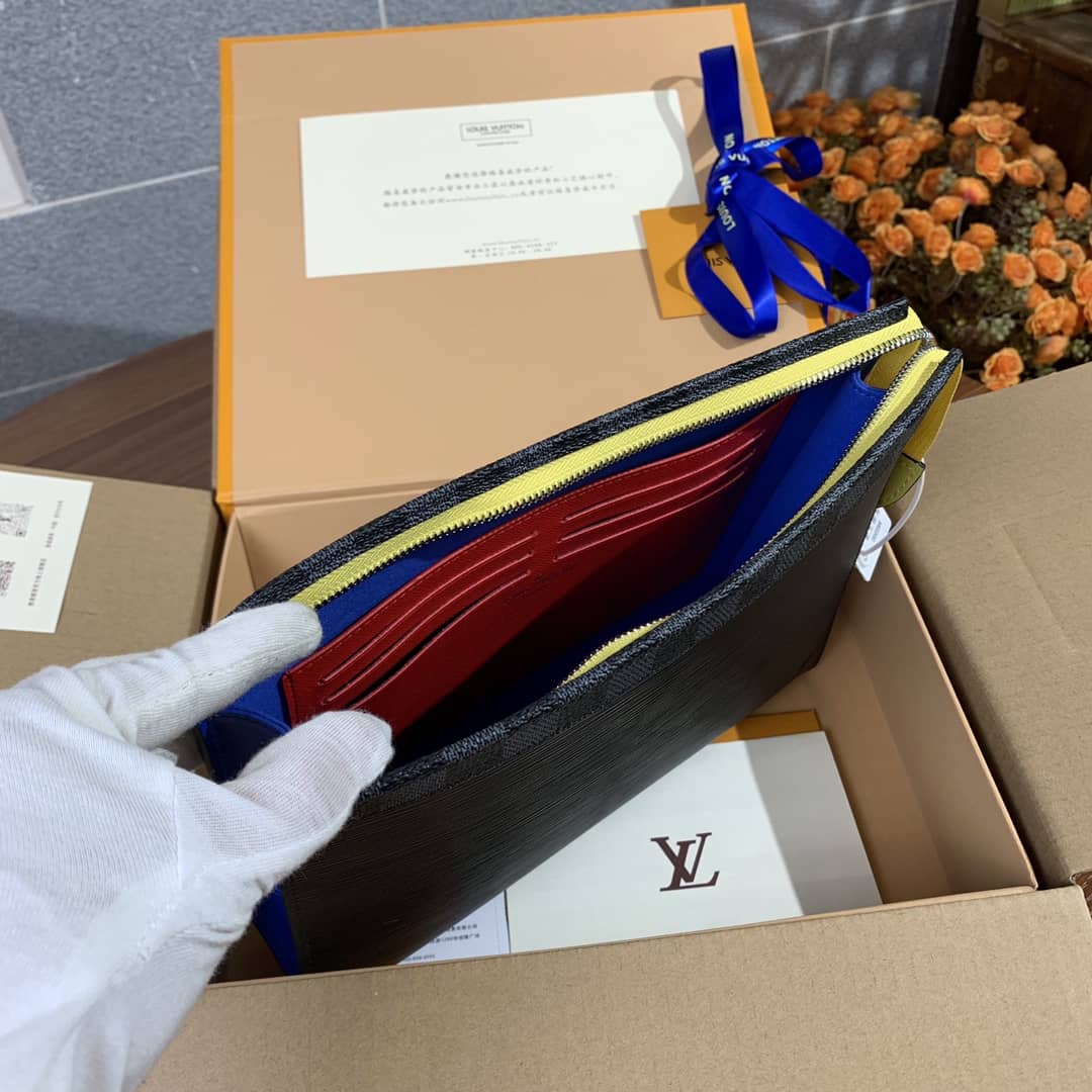 L0vis Vvtt0n Mens Pochette Voyage MM Epi Leather Replica Pouch M67899