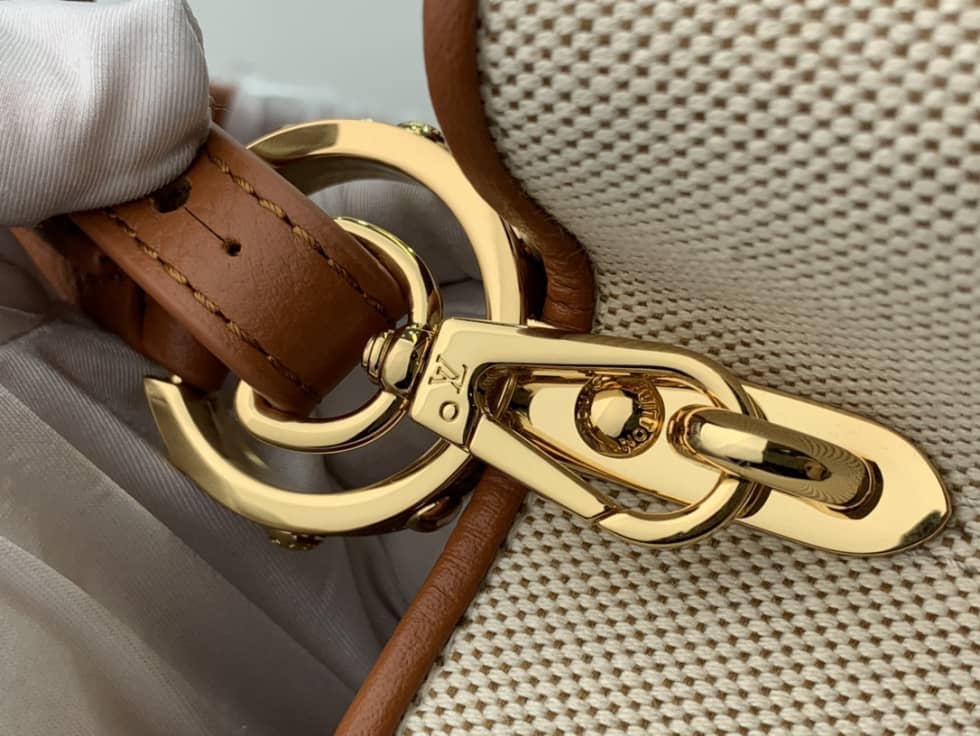 L0vis Vvtt0n Capucines MM M59872 Replica Shoulder Bag