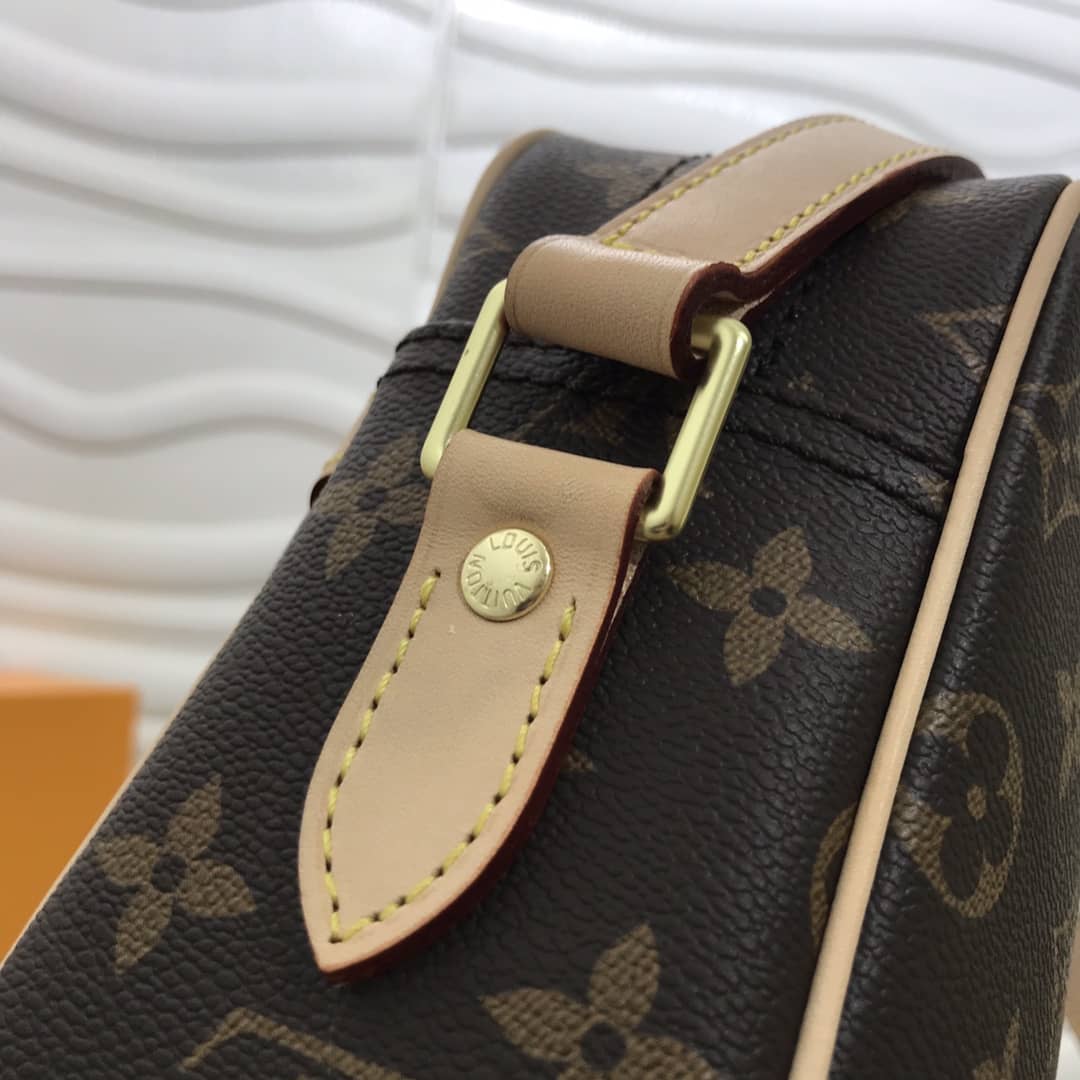 L0vis Vvtt0n Monogram Trocadero 27 Replica Shoulder Bag M51274