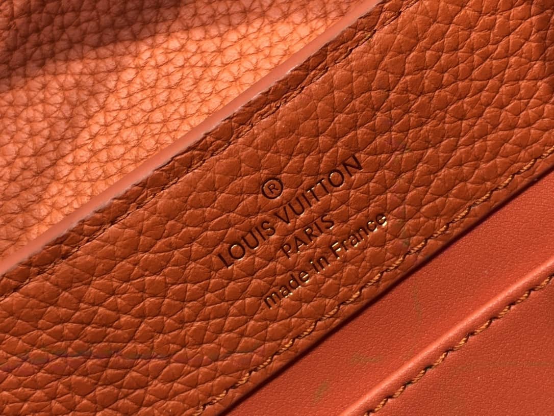 L0vis Vvtt0n Capucines Embroidery Replica Bag Orange M48865