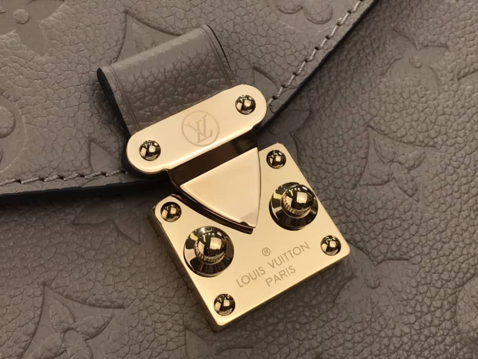 L0vis Vvtt0n Pochette Metis Marine Leather Beige M44071 Replica Shoulder Bag