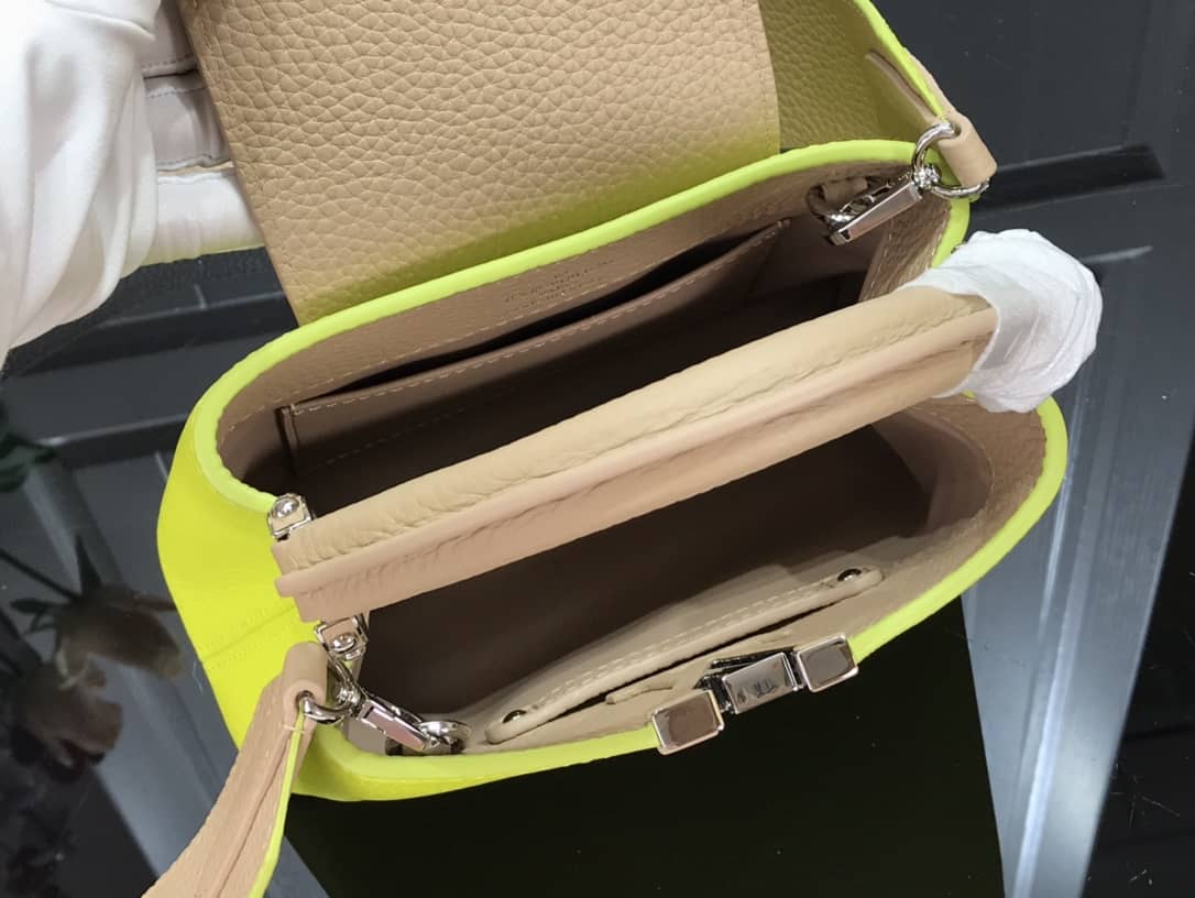 L0vis Vvtt0n Capucines Mini Taurillon Leather Replica Bag Green M57520