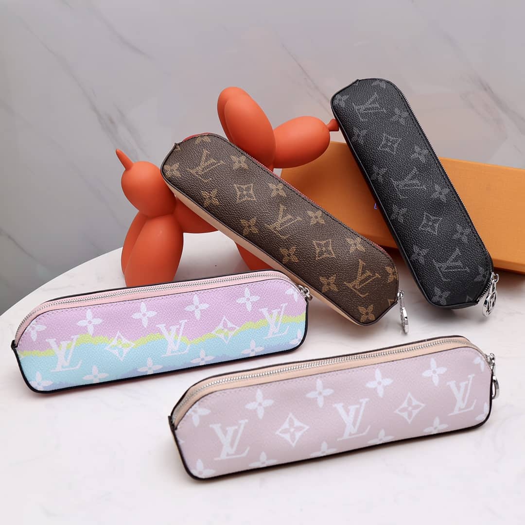 L0vis Vvtt0n Pencil Pouch Elizabeth Monogram Canvas Replica Pink GI0009