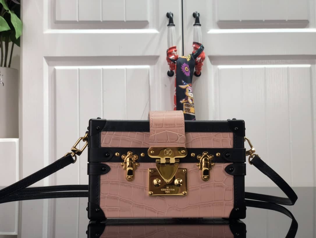 L0vis Vvtt0n Petite Malle Brilliant Alligator Leather Replica Handbag Pink N93817