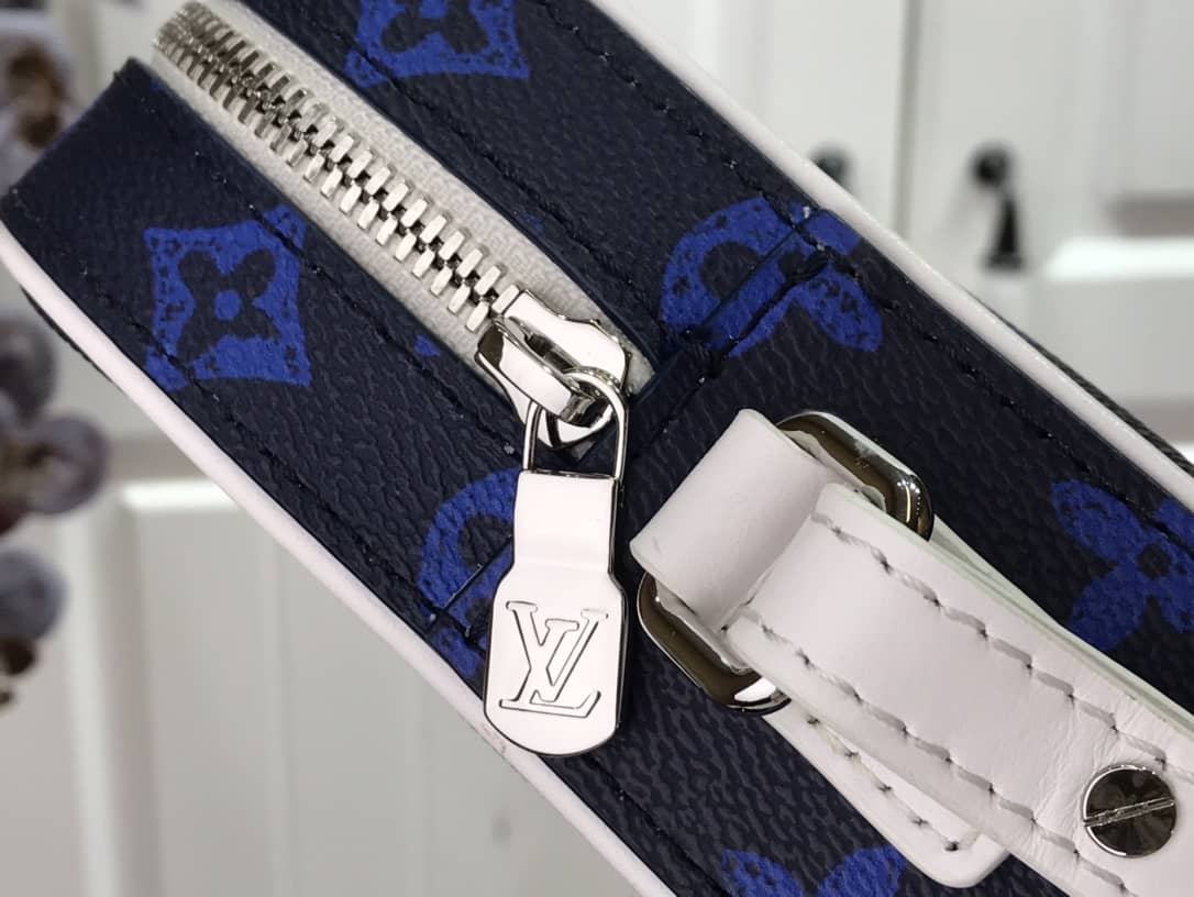 L0vis Vvtt0n Danube PPM Street Style Messenger Shoulder Bag