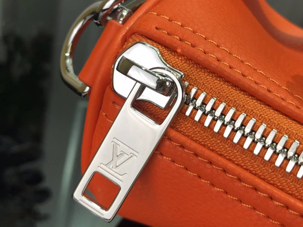 L0vis Vvtt0n Keepall XS Orange M81004 Replica Shoulder Bag