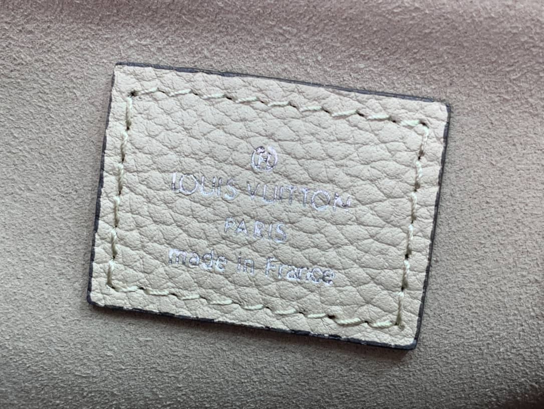 L0vis Vvtt0n Bella Mahina Magnolia Leather Replica Bag M57068 Gray