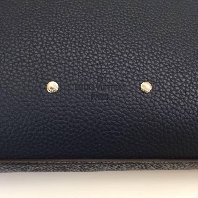 L0vis Vvtt0n Dandy Briefcase PM Armand Taurillon Leather Replica Bag M53490