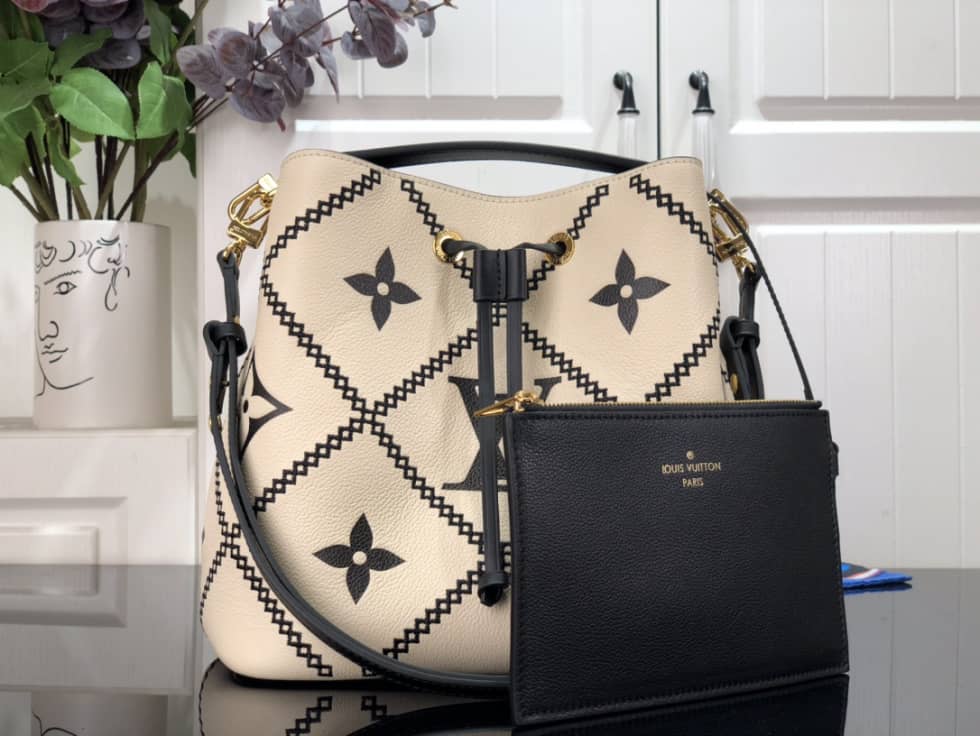 L0vis Vvtt0n NeoNoe MM White M46023 Replica Bucket Bag