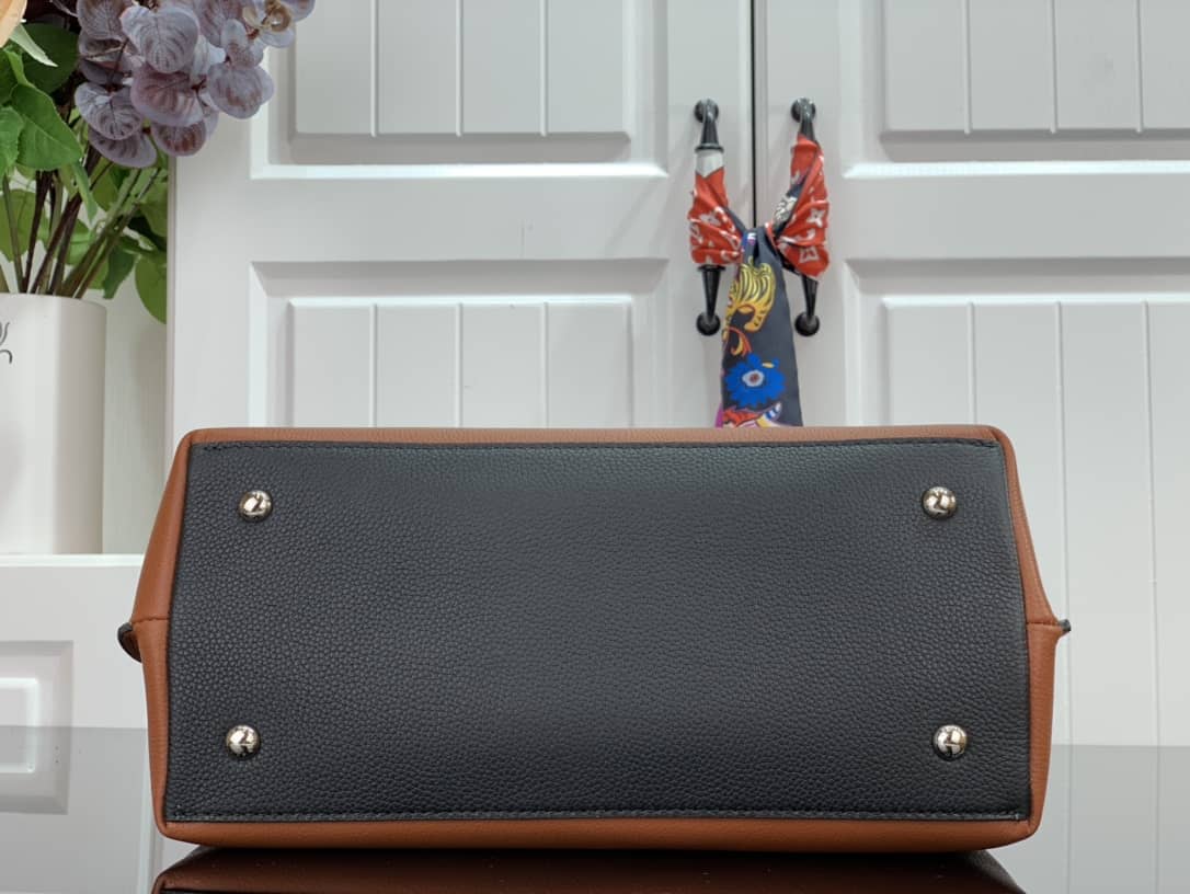 L0vis Vvtt0n Lock Me Ever 2Way Bag Replica M52787