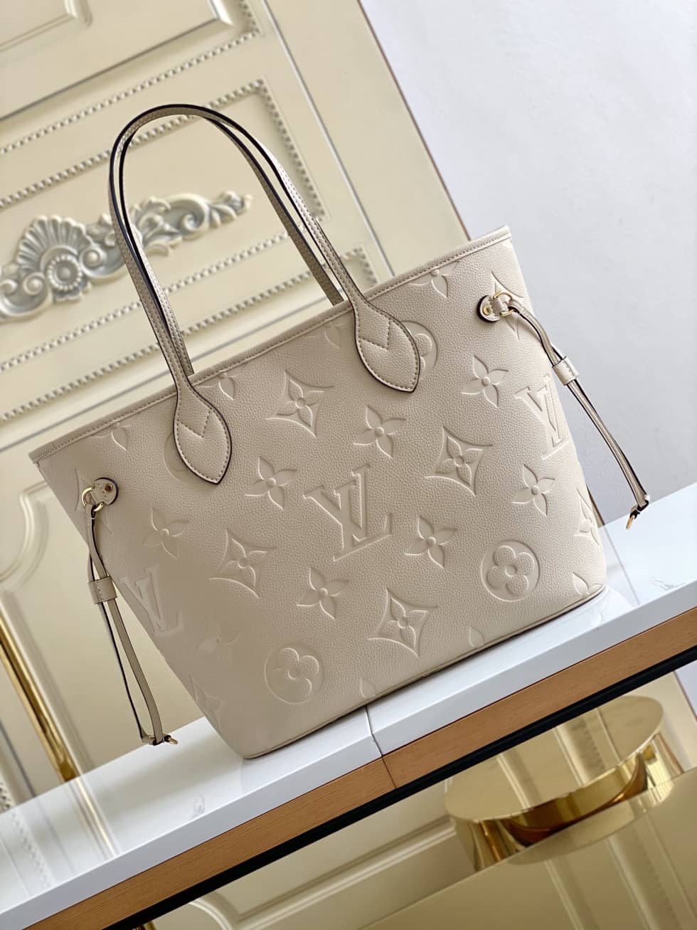 L0vis Vvtt0n Monogram Empreinte Neverfull MM White M45684 Replica Tote