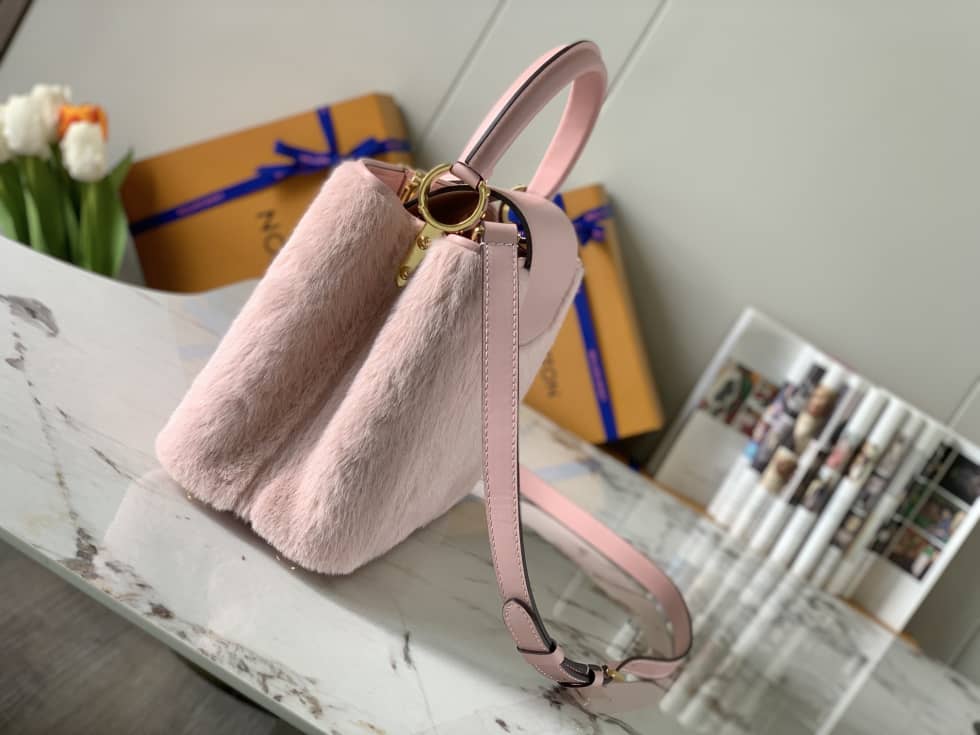 L0vis Vvtt0n Capucines MM 2way Hand Pink M42258 Replica Crossbody Bag