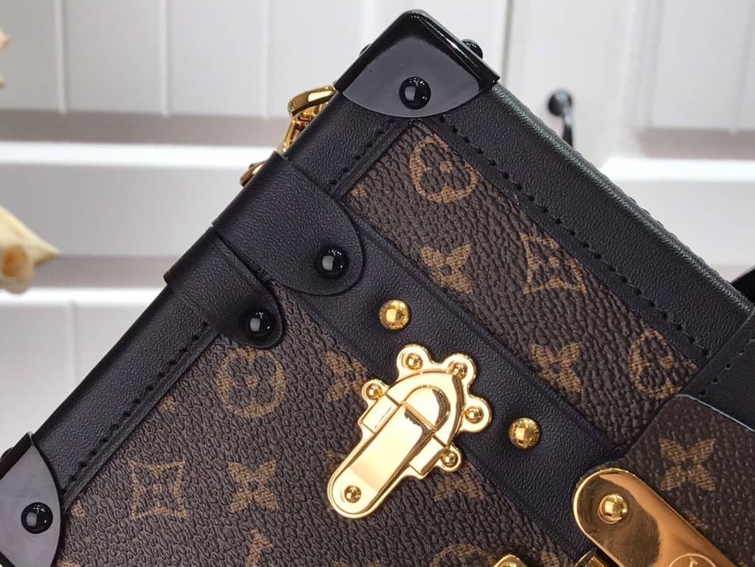 L0vis Vvtt0n Petite Malle Trunk M94219 Replica Shoulder Bag