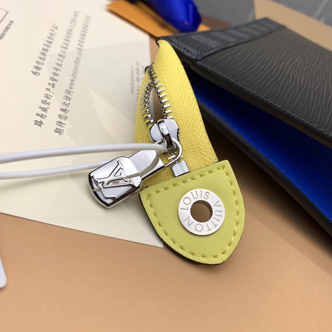 L0vis Vvtt0n Mens Pochette Voyage MM Epi Leather Replica Pouch M67899