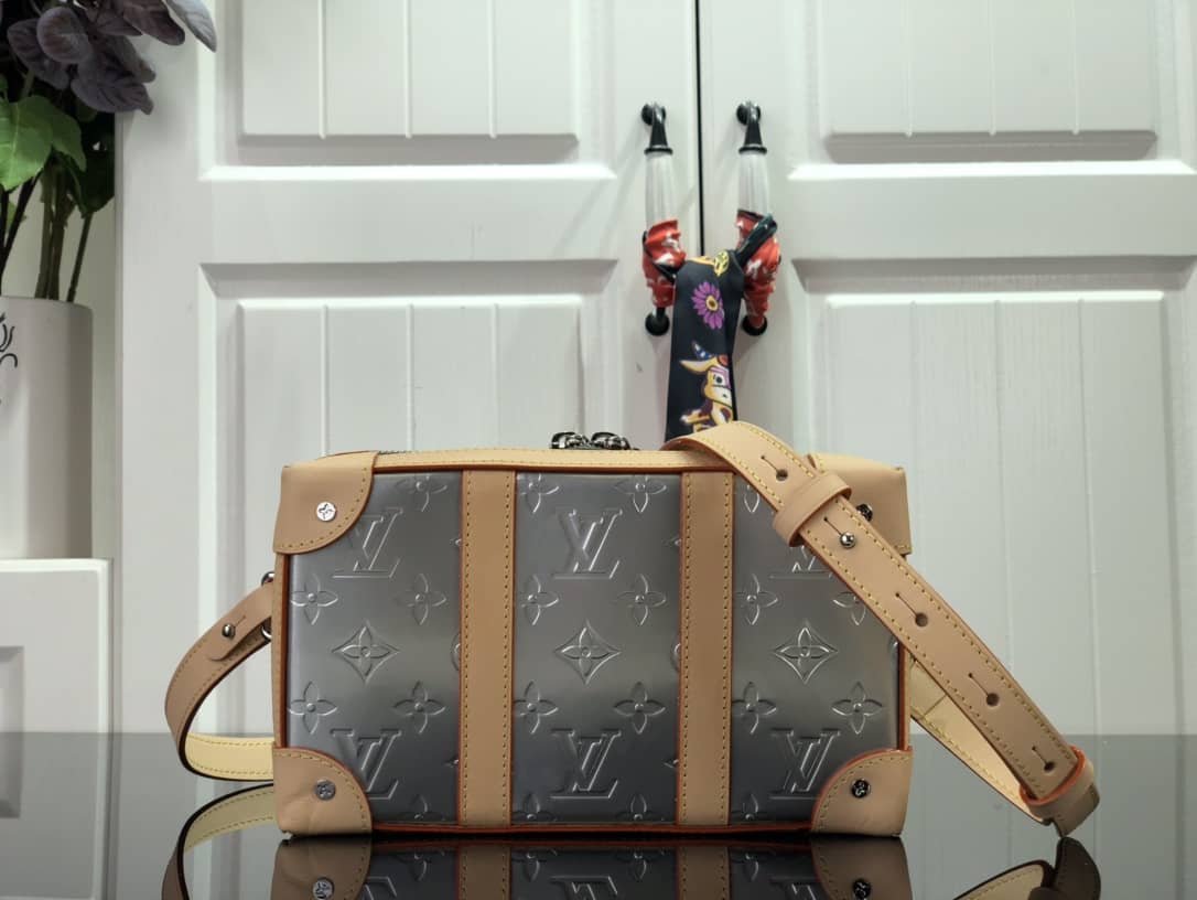 L0vis Vvtt0n Soft Trunk Monogram Mirror Coated Canvas Replica Bag Silver M45880