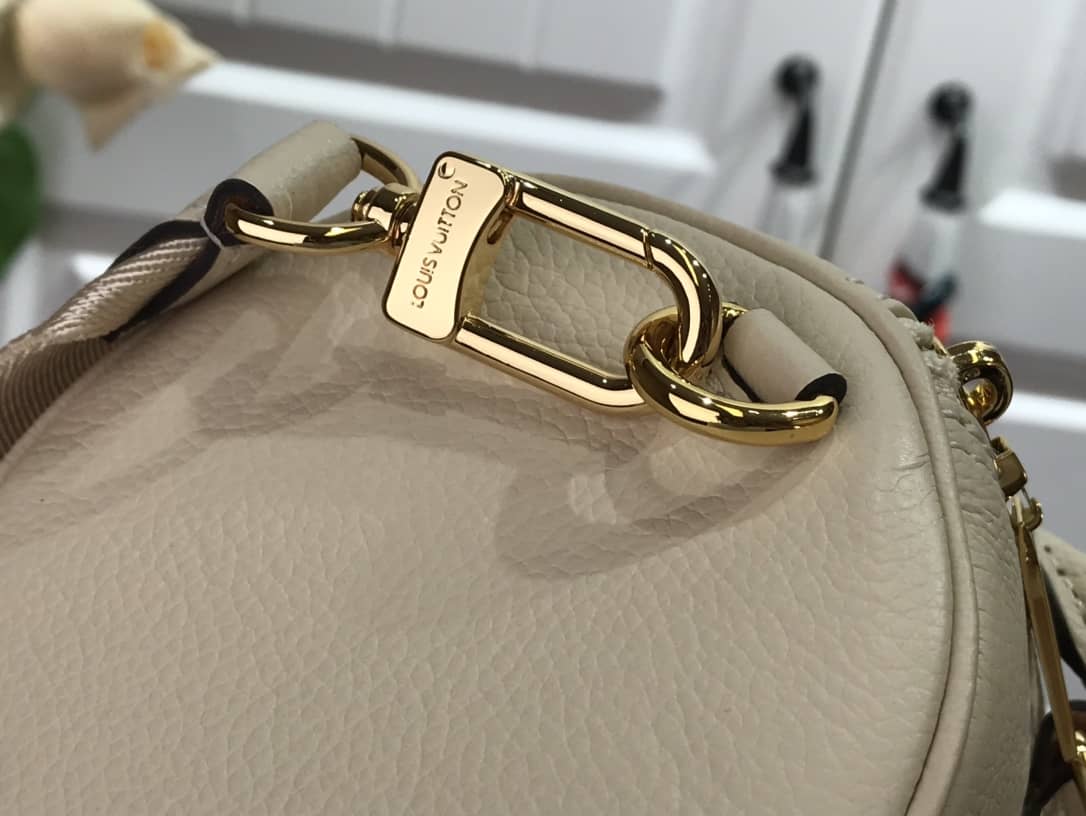 L0vis Vvtt0n Papillon BB Monogram Empreinte Leather Replica Bag M45708