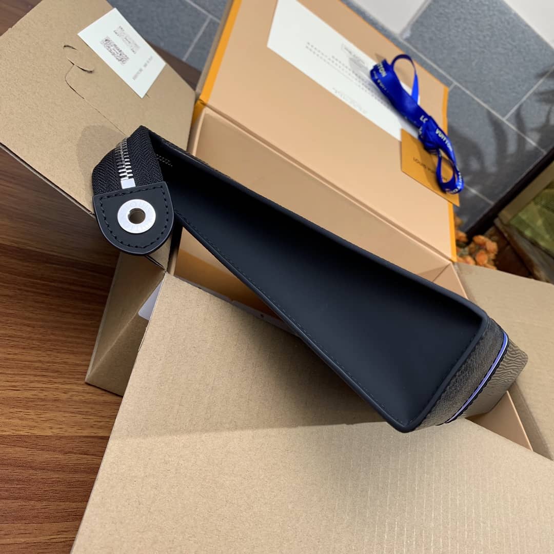 L0vis Vvtt0n Voyage MM Epi Damier Leather Replica Pochette Black M56827