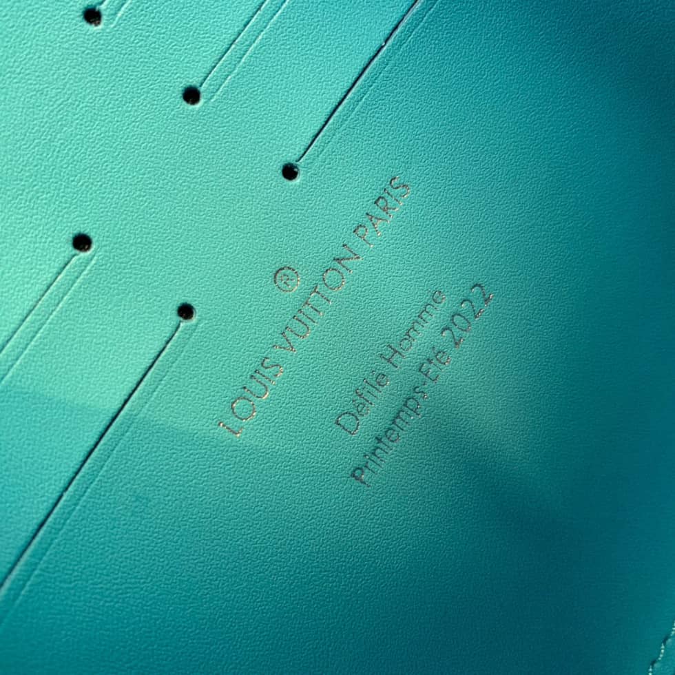 L0vis Vvtt0n Pochette Voyage Monogram Brown M81204 Replica