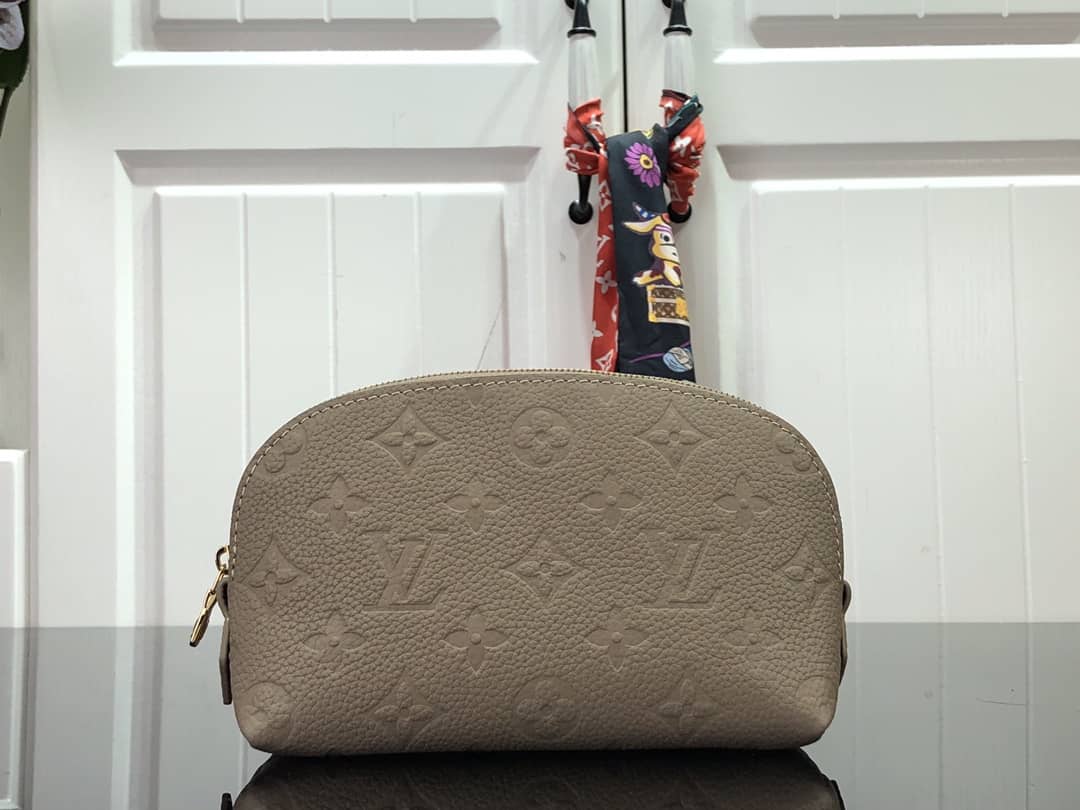 L0vis Vvtt0n Pochette Dupe Pochette Monogram Cosmetic Pouch M47515