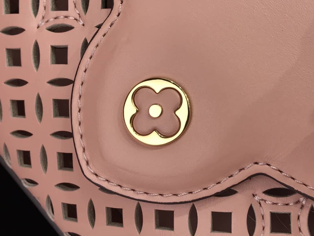 L0vis Vvtt0n Capucines BB Cutout Leather Bag Replica Pink M57228