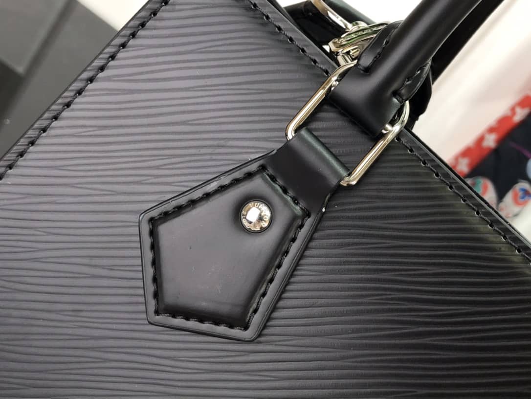 L0vis Vvtt0n Sac Plat BB Shoulder Bag Replica Black M58660