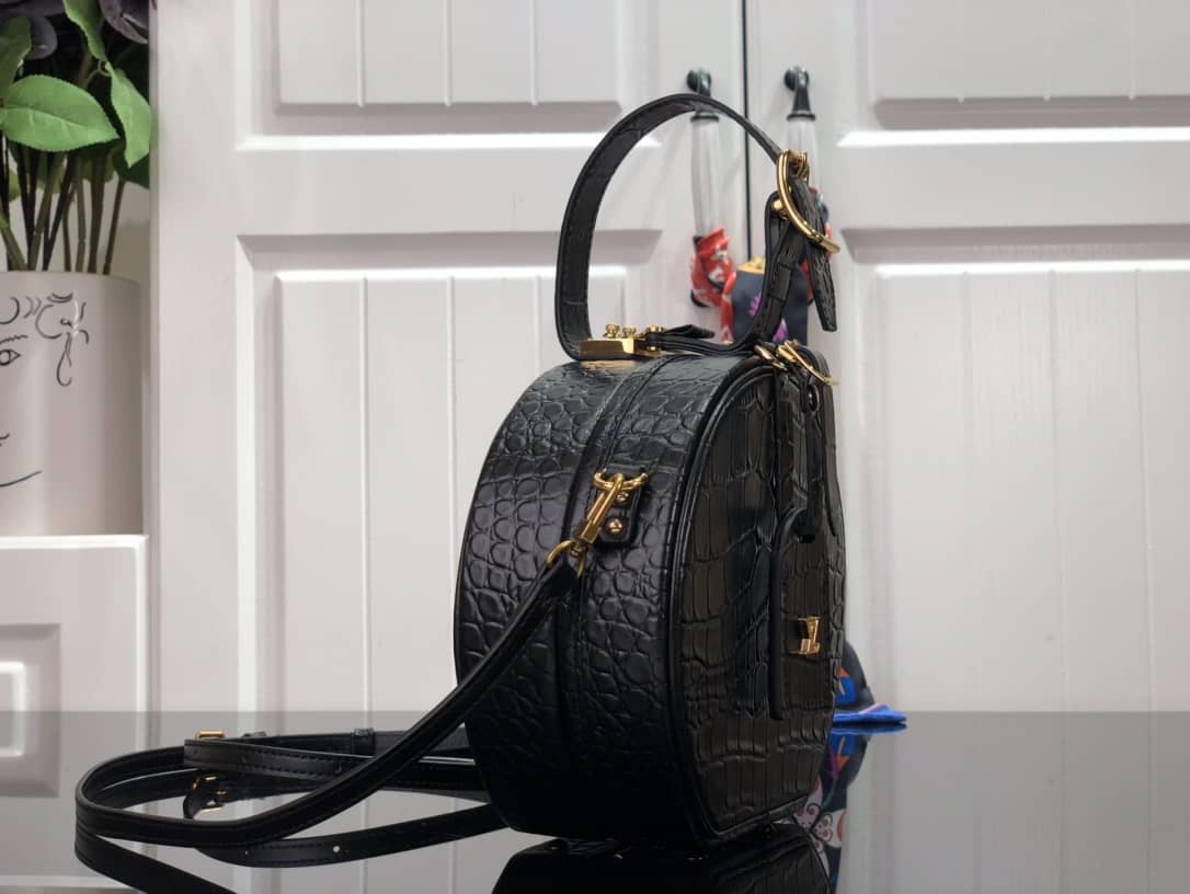 Best Replica L0vis Vvtt0n Petite Boite Chapeau Crocodilien Brillant Replica Bag Black N93597(ColaReps)