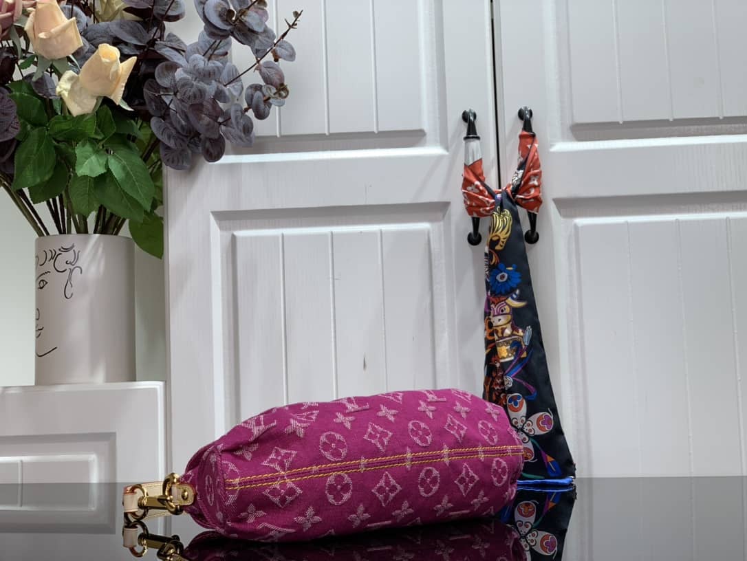 L0vis Vvtt0n Monogram Denim Mini Pleaty Replica Shoulder Bag Pink M95050