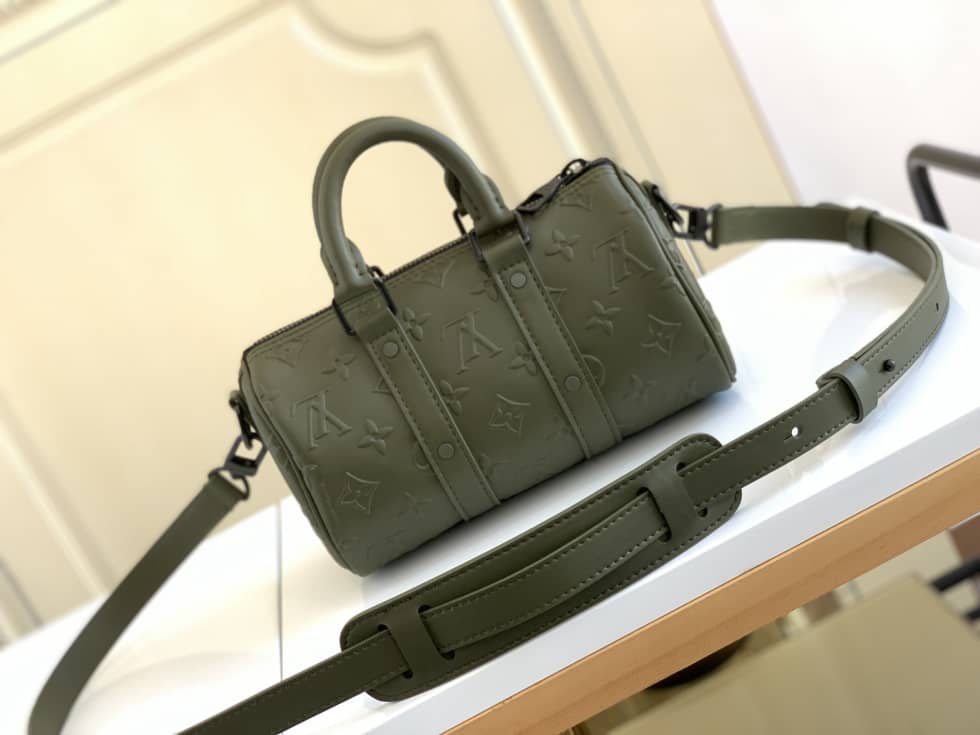 L0vis Vvtt0n Keepall XS M57961 Replica Shoulder Bag