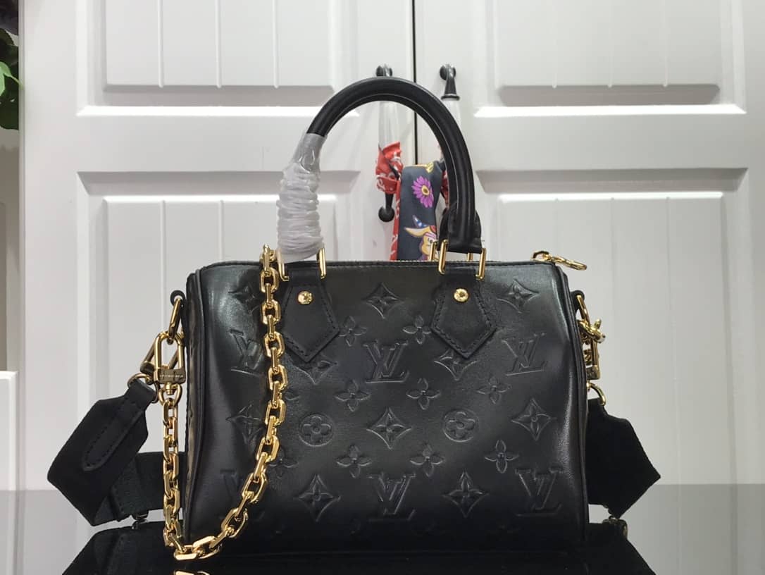 L0vis Vvtt0n Replica Bags Speedy Bandouliere 22 Gold Chain M58631