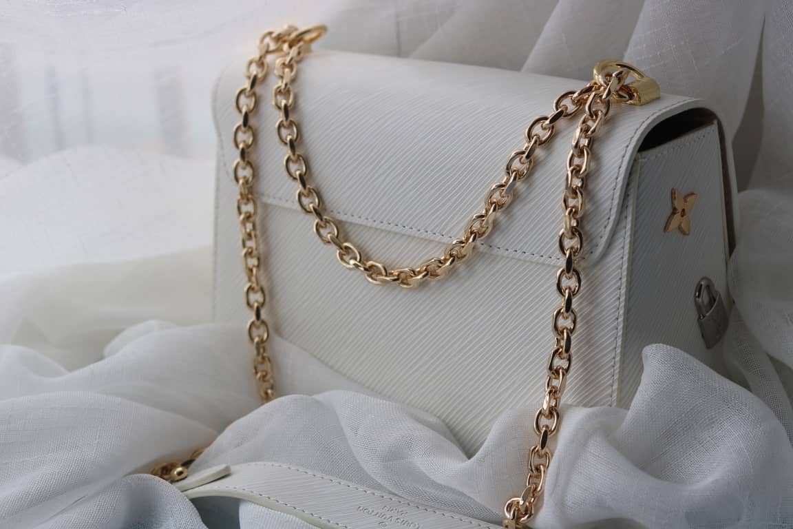 L0vis Vvtt0n Twist Epi Handbag Replica