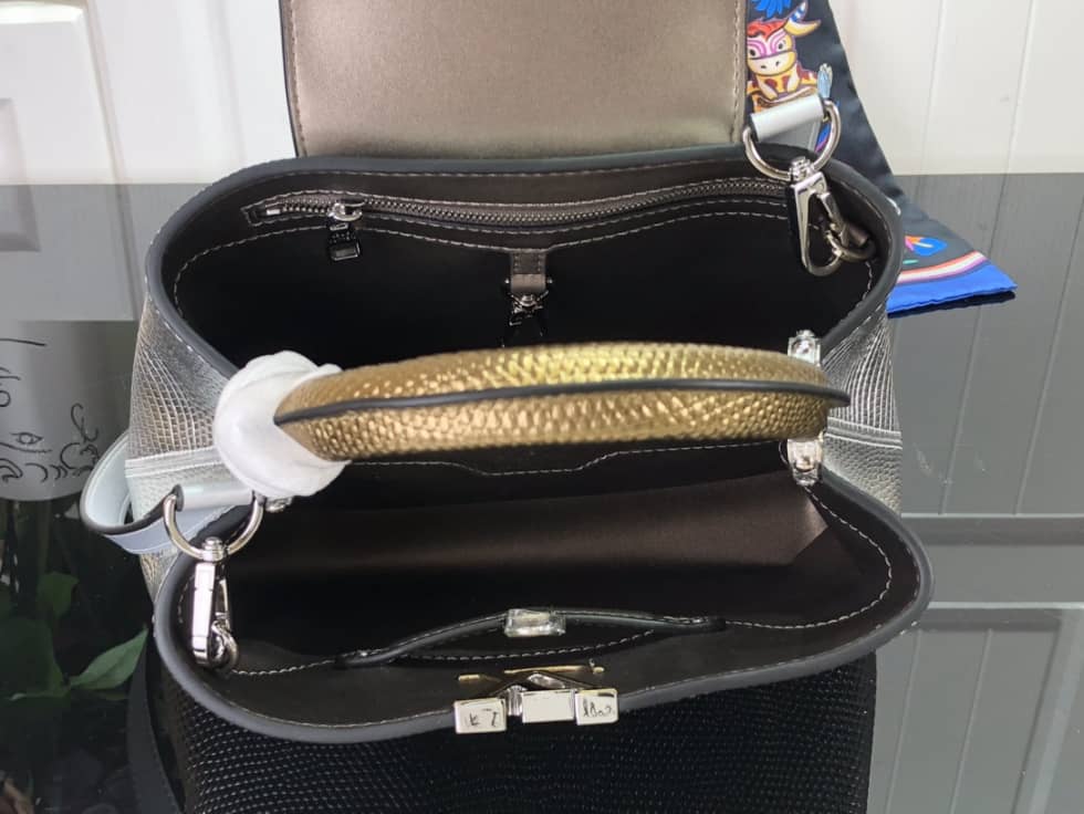 L0vis Vvtt0n Capucines BB Collection N98093 Replica Shoulder Bag