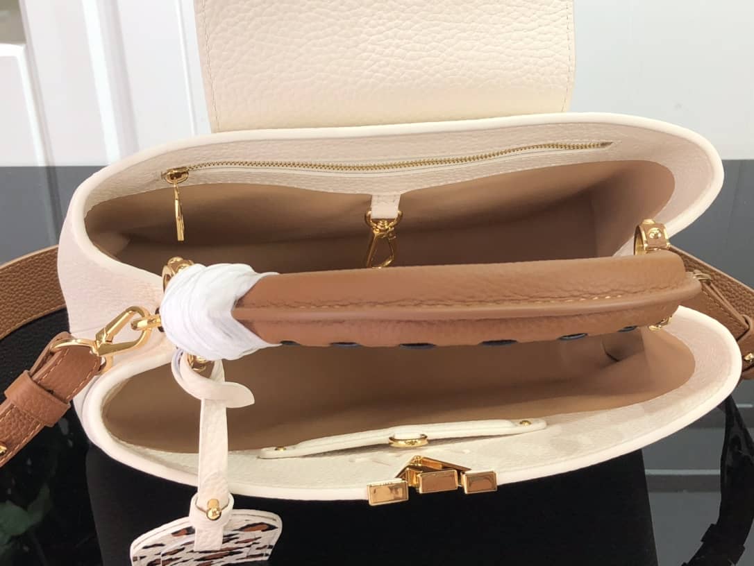 L0vis Vvtt0n Capucines Embroidery Replica Bag Beige M48865