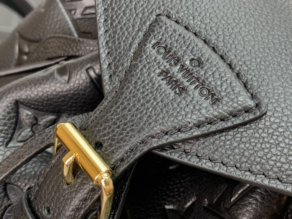 L0vis Vvtt0n Empreinte Montsouris Black M45639 Replica Backpack