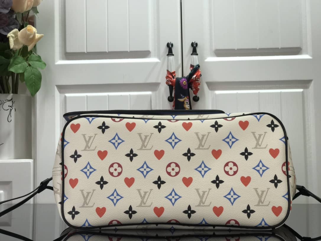L0vis Vvtt0n Game On Neverfull MM Tote Replica White M57462