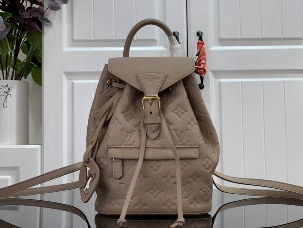 L0vis Vvtt0n Empreinte Montsouris M45639 Replica Backpack