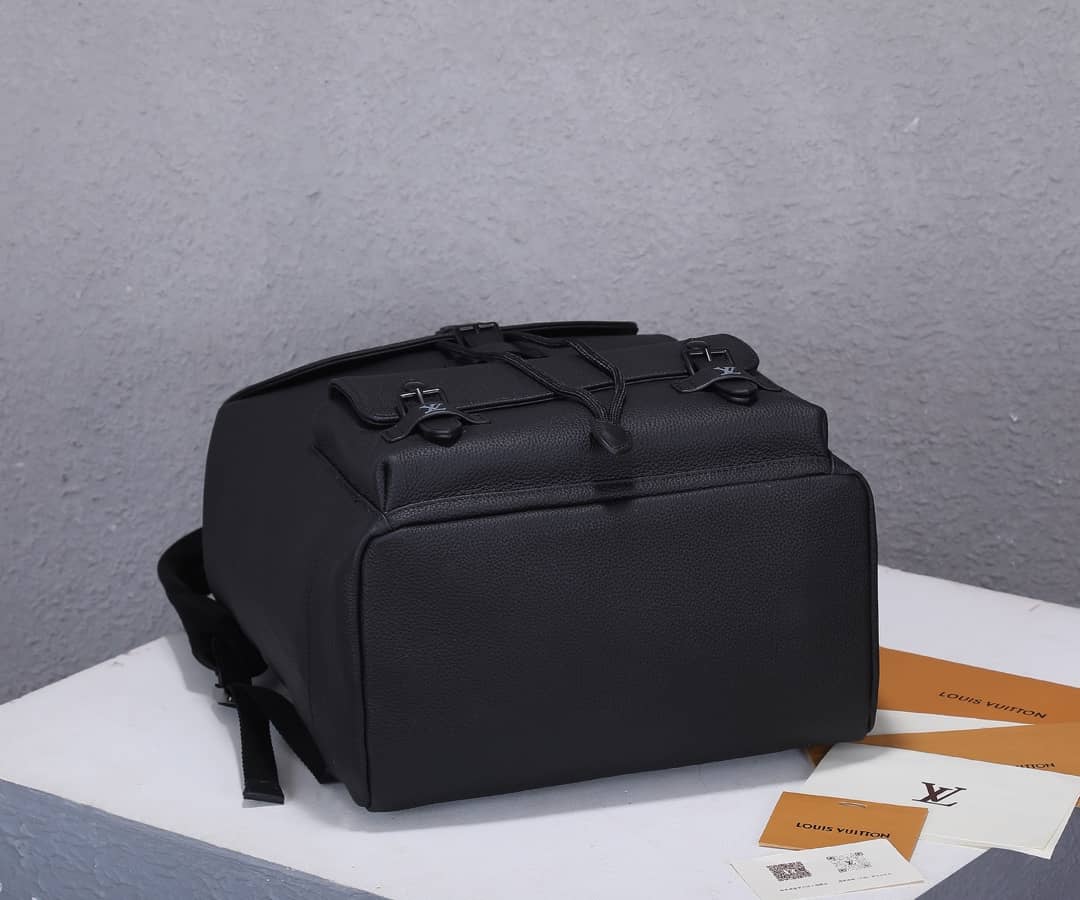 L0vis Vvtt0n Christopher Slim Taurillon Leather Black M58644 Replica Backpack