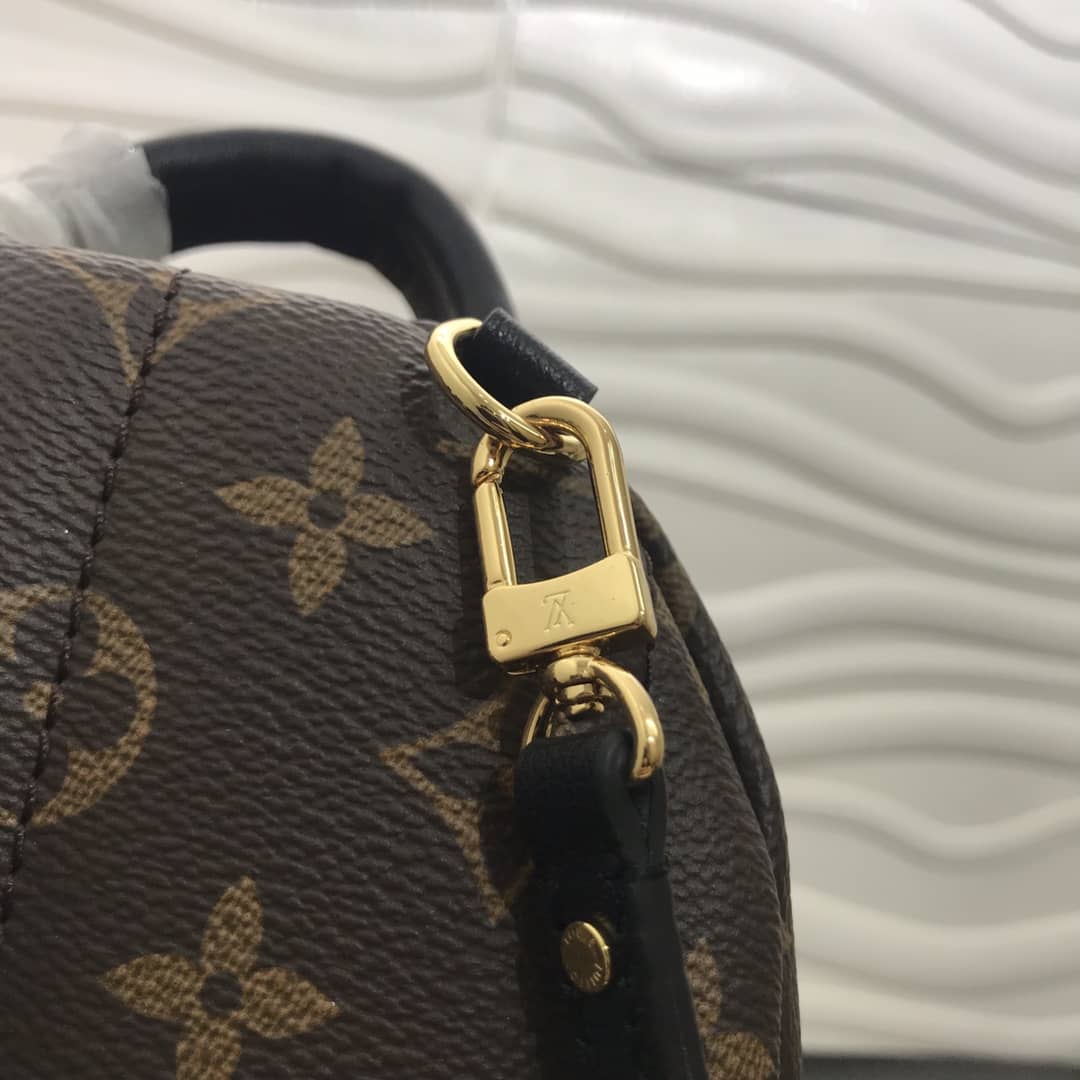 L0vis Vvtt0n Monogram Palm Springs Mini Replica Backpack M41562