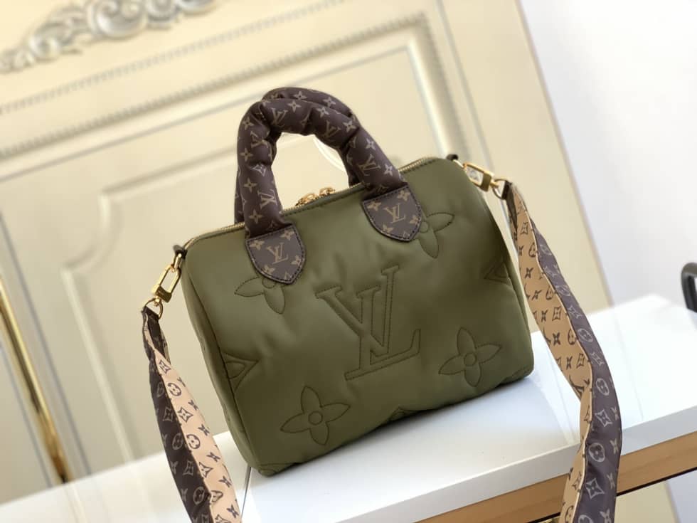 L0vis Vvtt0n Replica Bags Speedy Bandouliere 25 Green M59009