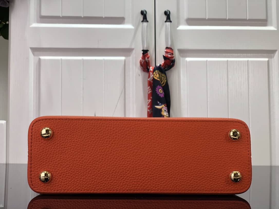 L0vis Vvtt0n Capucines Embroidery Replica Bag Orange M48865