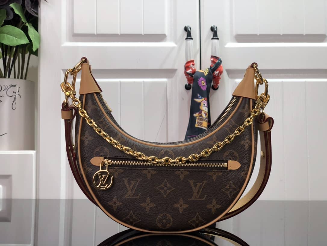 L0vis Vvtt0n Monogram Moon Bag Replica M44036