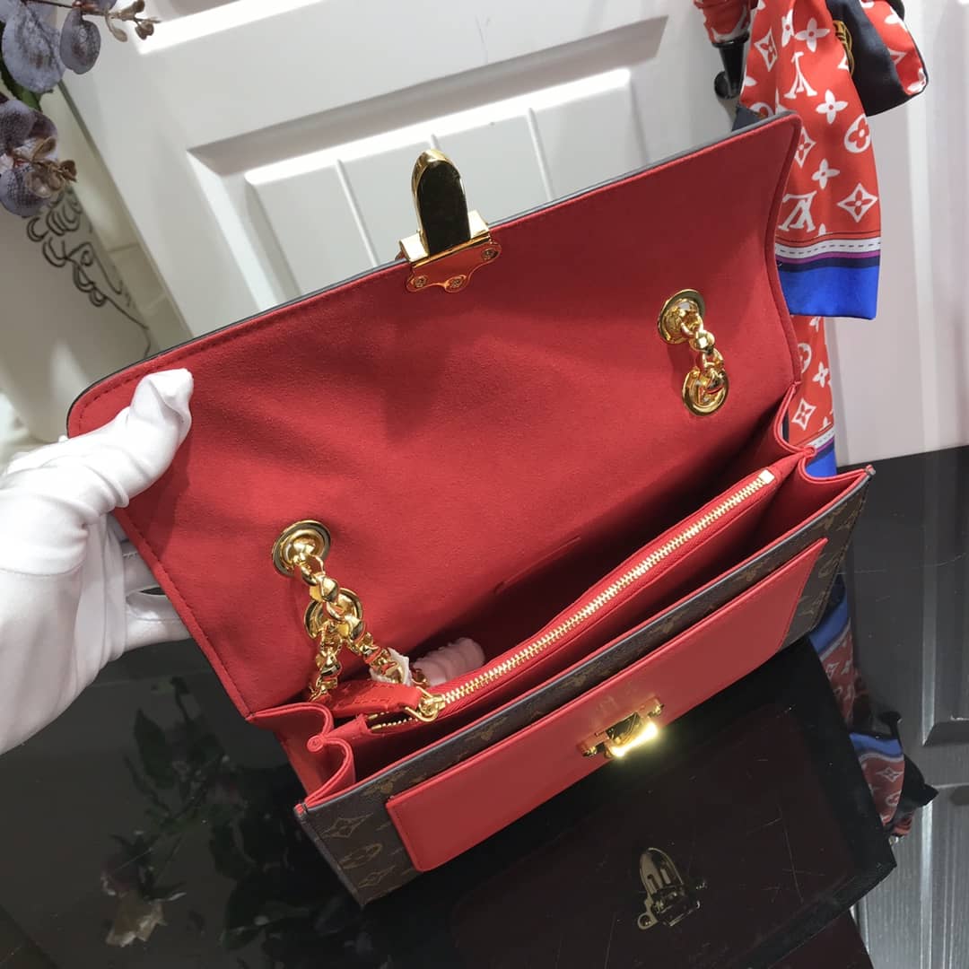 L0vis Vvtt0n Monogram Canvas Victoire Chain Bag Replica Red M41731