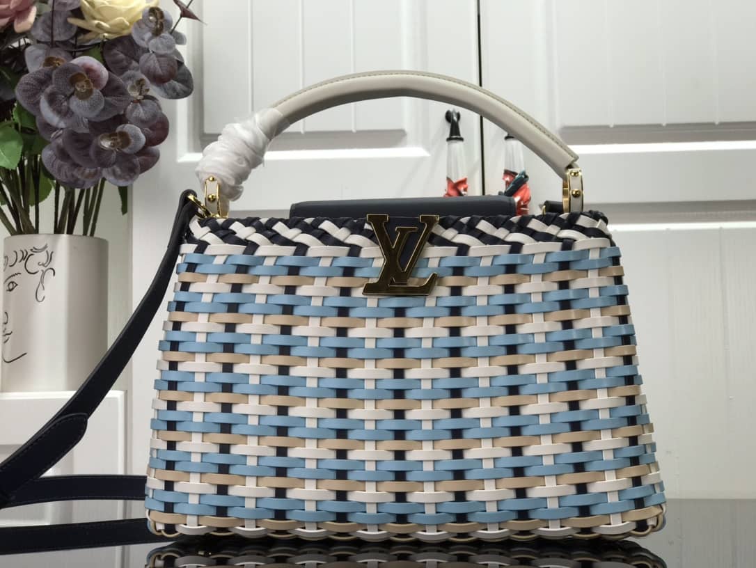 L0vis Vvtt0n Capucines Taurillon Shoulder Bag Replica Blue M94519