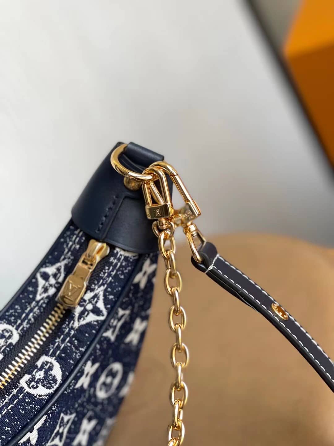 L0vis Vvtt0n Denim Loop Bag Blue M81166 Replica Hobo