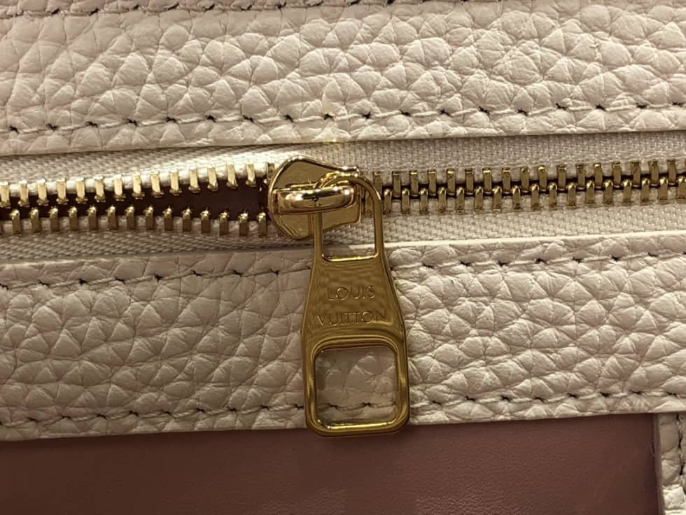 L0vis Vvtt0n Capucines MM Pink M59597 Replica Shoulder Bag